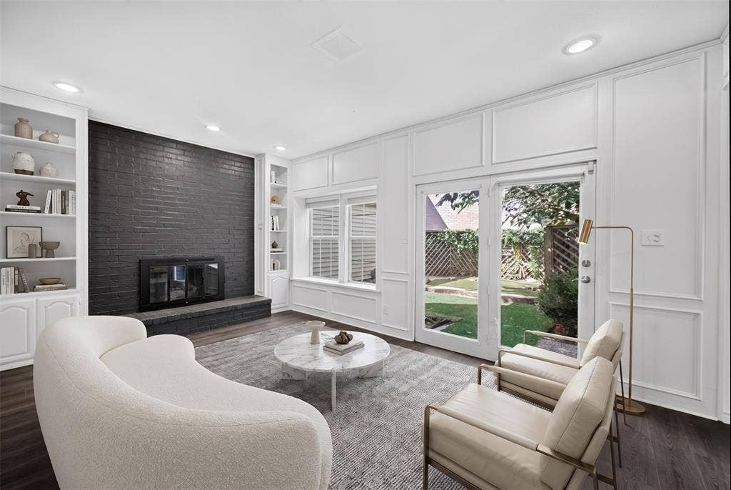 1319 Birkenhead Court, Dallas, TX 75204 VIRTUALLY STAGED