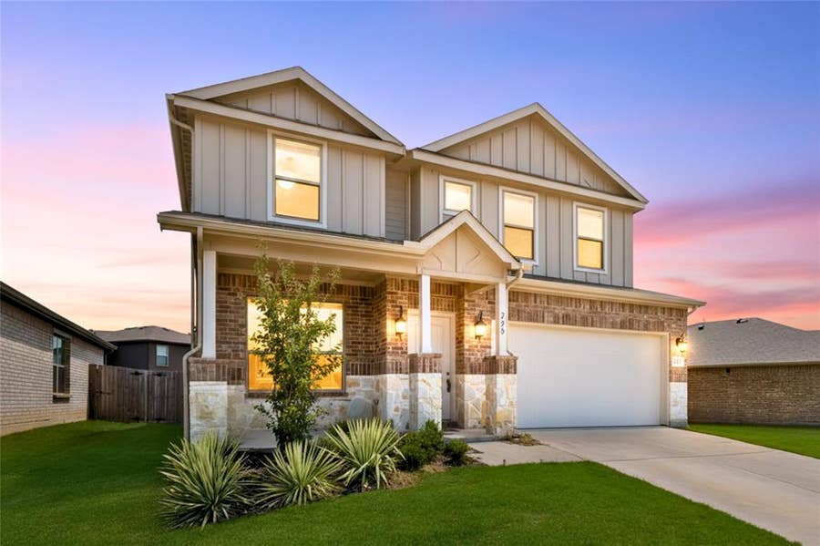 Property photo for 313 Woodlands Boulevard, Terrell, TX
