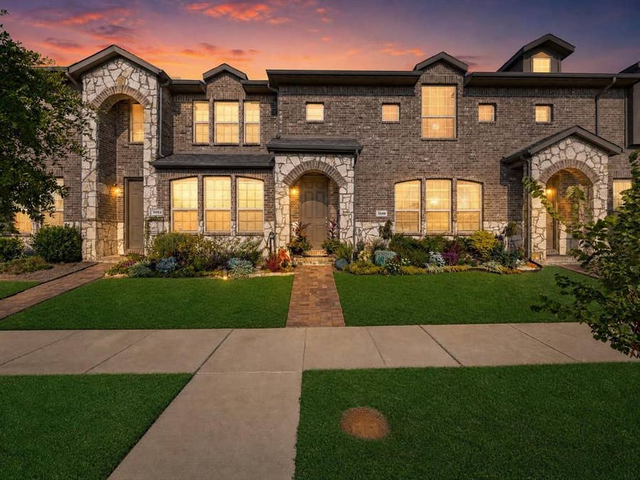 Property photo for 3049 Solana Circle, Denton, TX