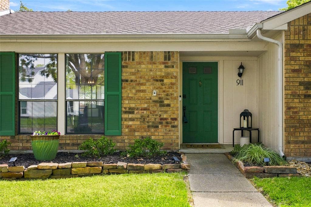 911 Rolling Brook Lane, Coppell, TX 75019 911 Rolling Brook Lane, Coppell, TX 75019