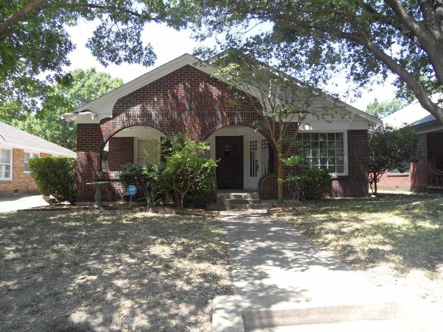 Property photo for 1523 Hollywood Avenue, Dallas, TX