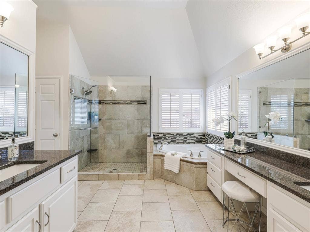 6141 Trailwood Drive, Plano, TX 75024