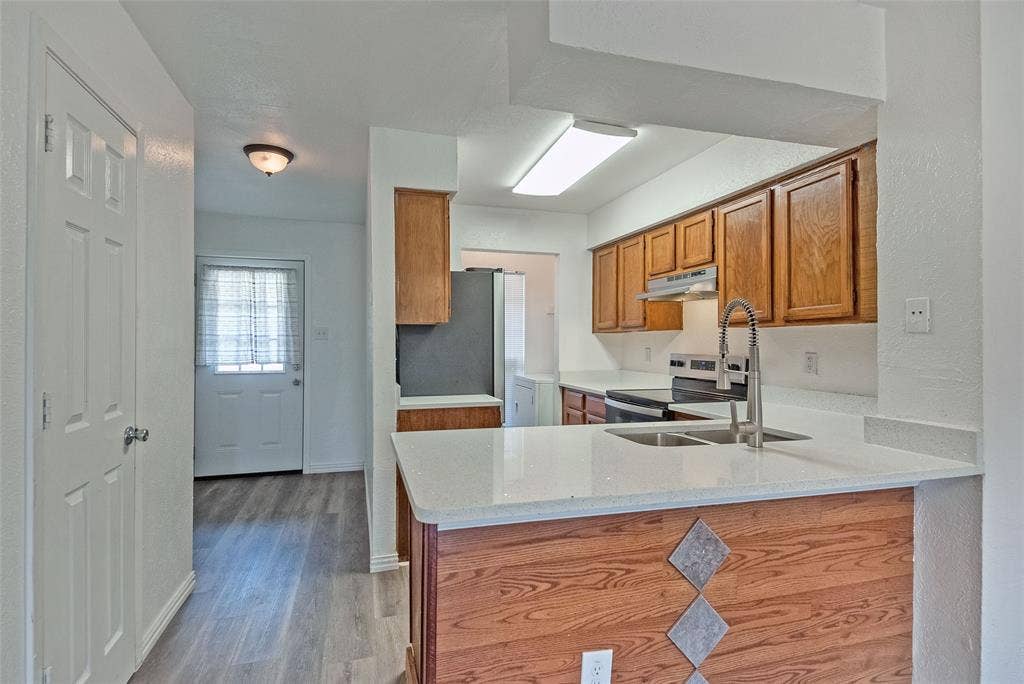 709 Lee Street, Mesquite, TX 75149 709 Lee Street, Mesquite, TX 75149