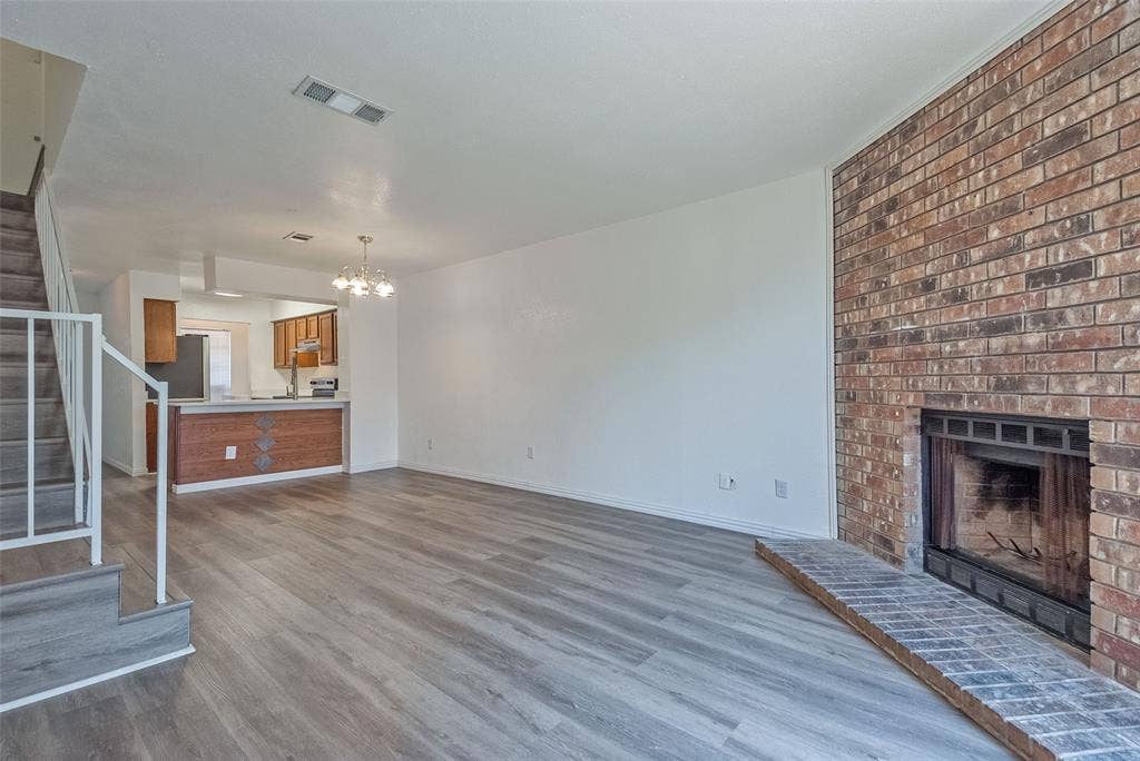 709 Lee Street, Mesquite, TX 75149 709 Lee Street, Mesquite, TX 75149