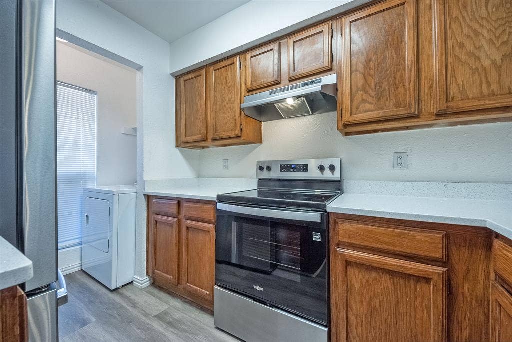 709 Lee Street, Mesquite, TX 75149 709 Lee Street, Mesquite, TX 75149