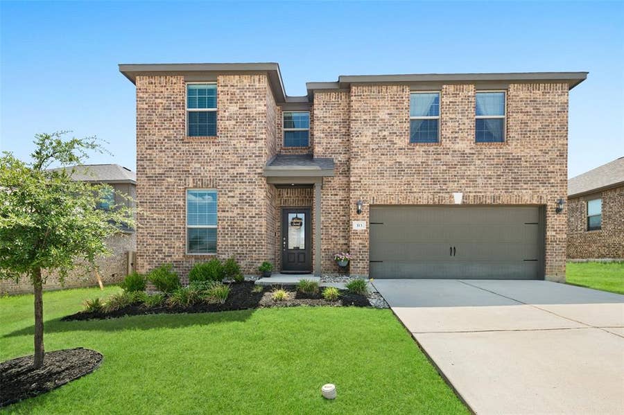 Property photo for 313 Wandering Stream Way, Princeton, TX