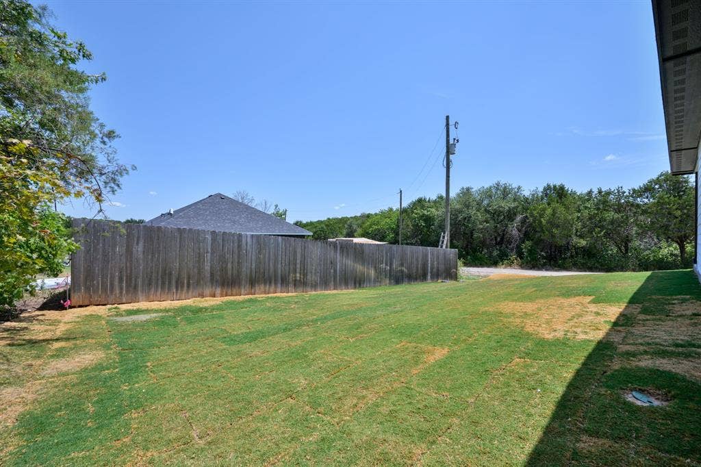 2623 Creekview Drive, Granbury, TX 76048 2623 Creekview Drive, Granbury, TX 76048