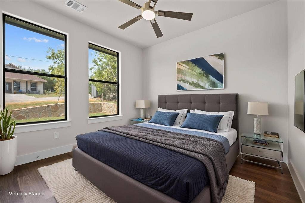2623 Creekview Drive, Granbury, TX 76048 *Virtually Staged*