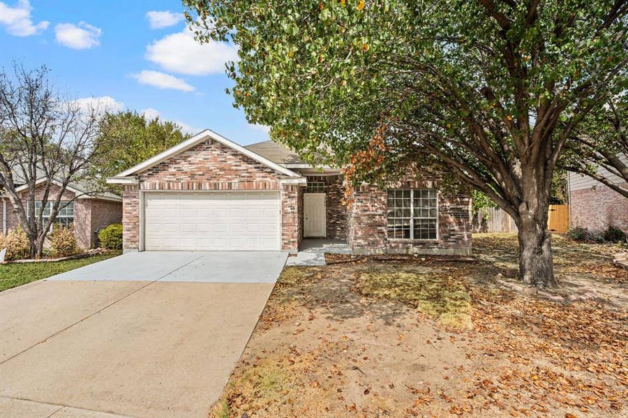 Property photo for 5509 Timber Ridge Court, Watauga, TX