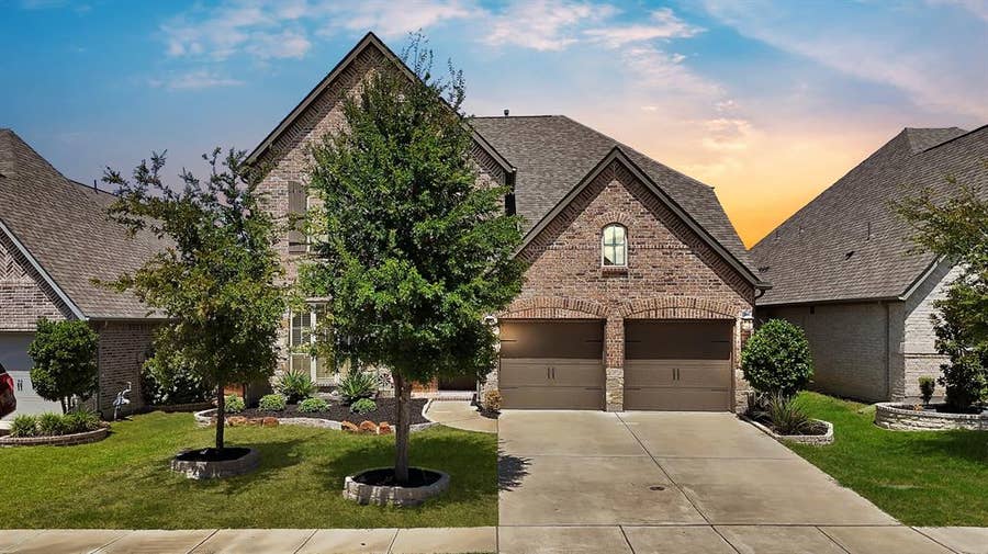 Property photo for 841 Knoxbridge Road, Forney, TX