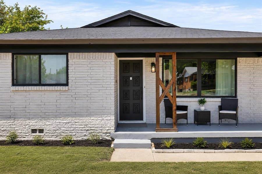 Property photo for 2915 Clinton Avenue, Fort Worth, TX