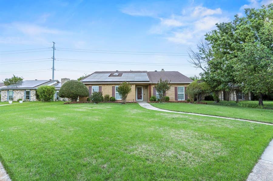 Property photo for 413 Hardwood Trail, Mesquite, TX