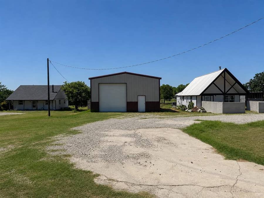 Property photo for 362 Private Road 4379, Decatur, TX