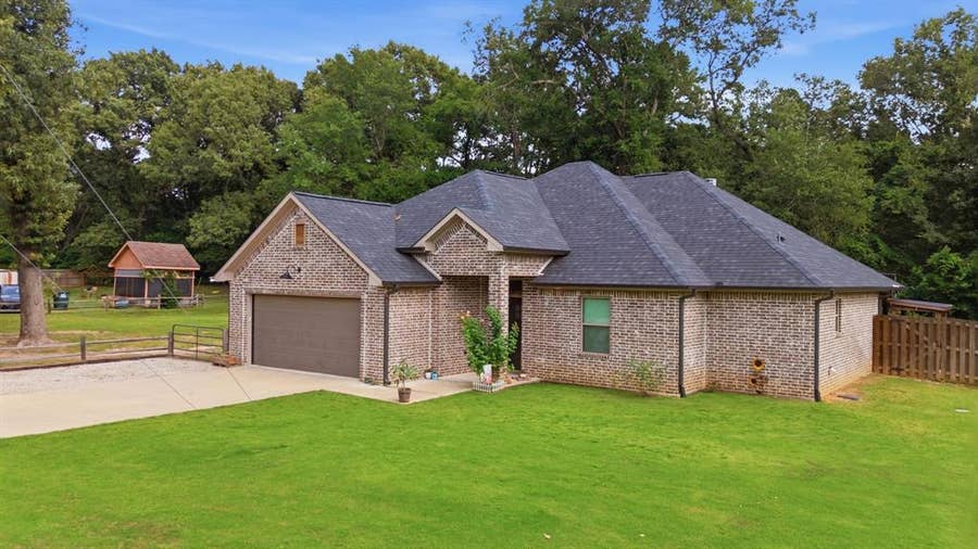 Property photo for 13497 Indian Drive, Tyler, TX