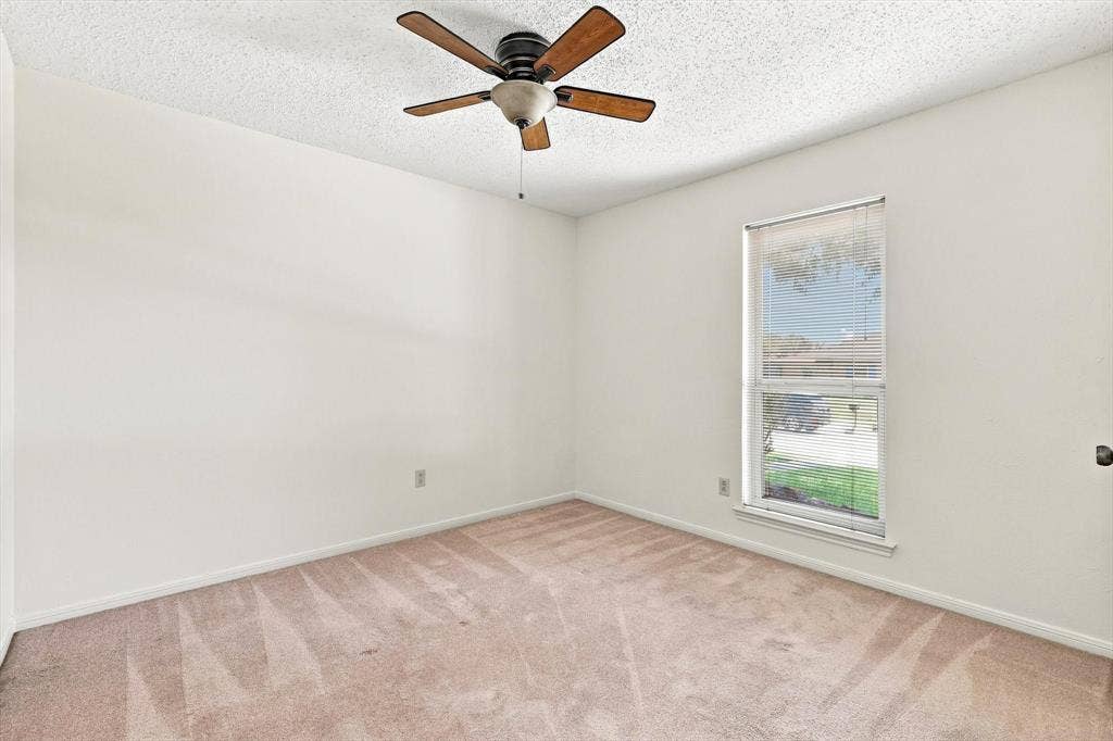 2517 Lawnview Drive, Carrollton, TX 75006 2517 Lawnview Drive, Carrollton, TX 75006