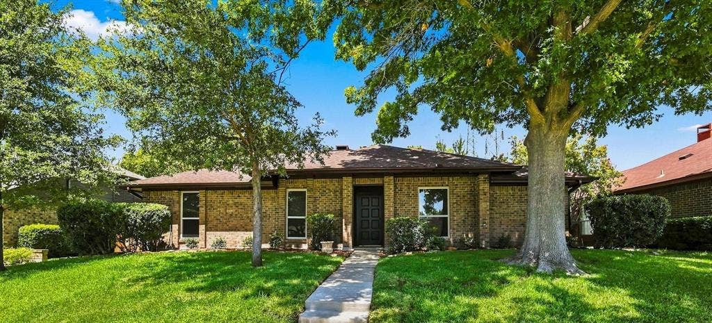 2517 Lawnview Drive, Carrollton, TX 75006 2517 Lawnview Drive, Carrollton, TX 75006