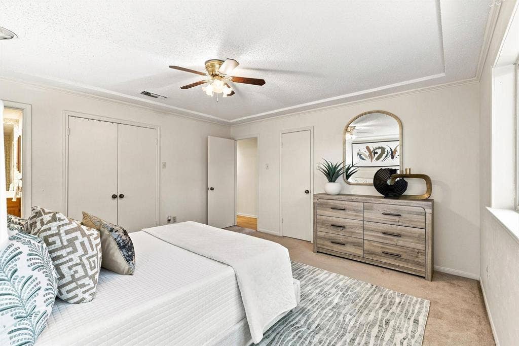 2517 Lawnview Drive, Carrollton, TX 75006 2517 Lawnview Drive, Carrollton, TX 75006