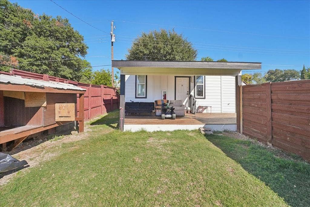 2515 North Parkway, Mesquite, TX 75149 2515 North Parkway, Mesquite, TX 75149