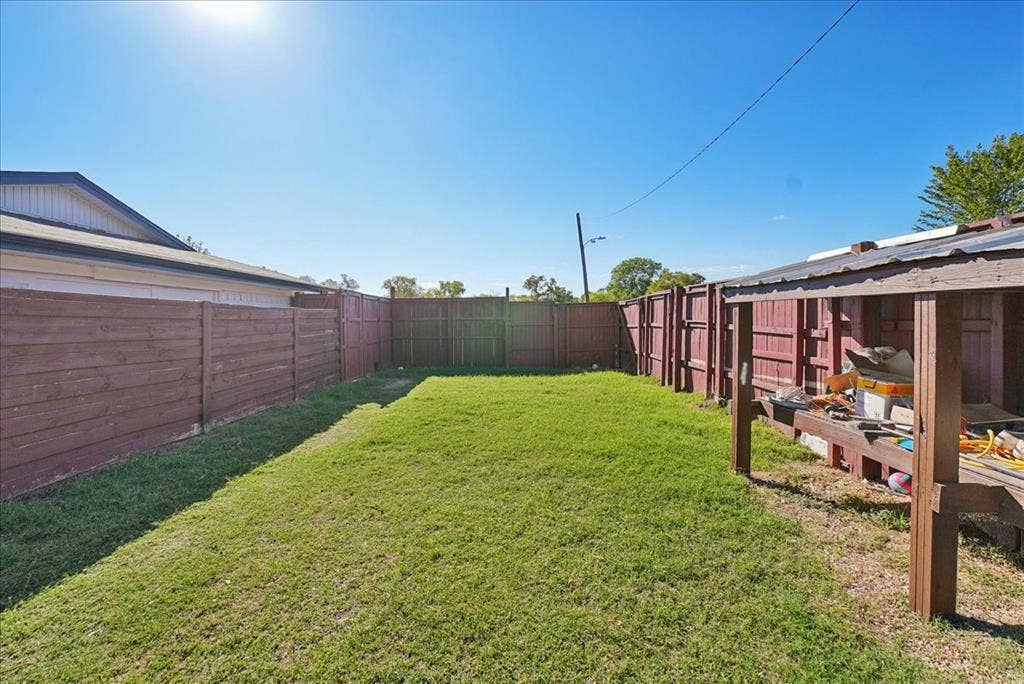 2515 North Parkway, Mesquite, TX 75149 2515 North Parkway, Mesquite, TX 75149