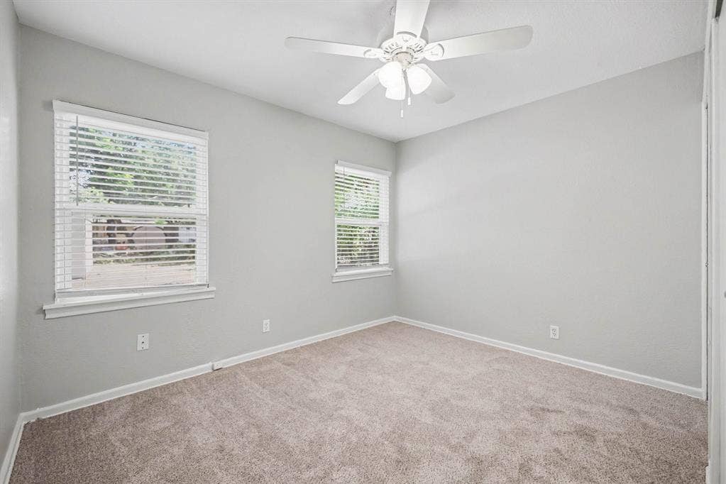 2010 Glenhaven Street, Arlington, TX 76010