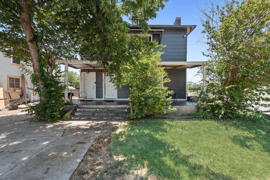 Property photo for 5004 E Side Avenue, Dallas, TX