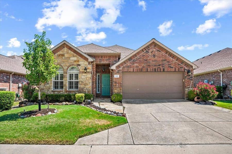 Property photo for 929 Oakland Hills Drive, Fairview, TX
