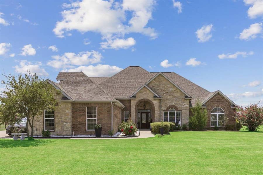 Property photo for 15144 Delaney Lane, Talty, TX