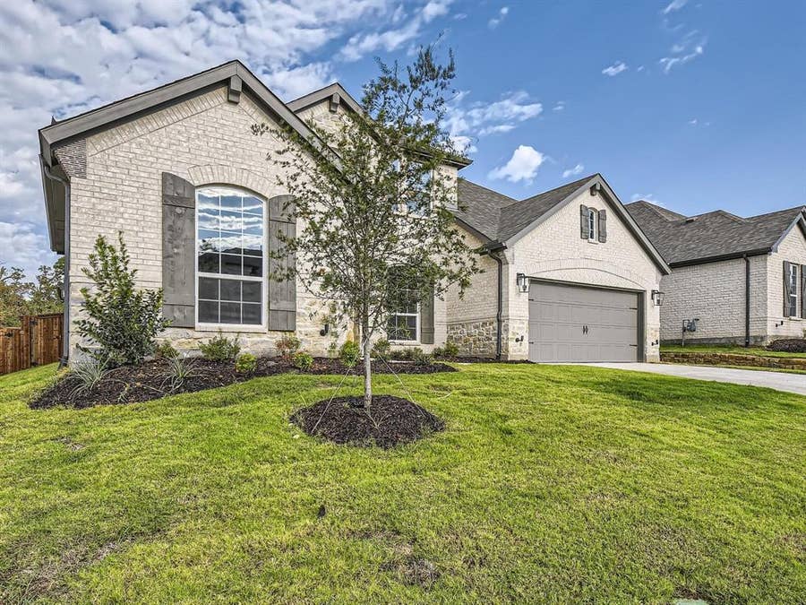 Property photo for 7127 Doe Creek Lane, Argyle, TX