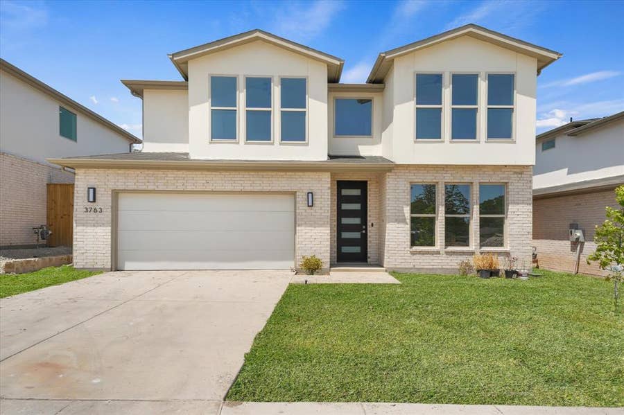 Property photo for 3763 Wenatche Drive, Dallas, TX
