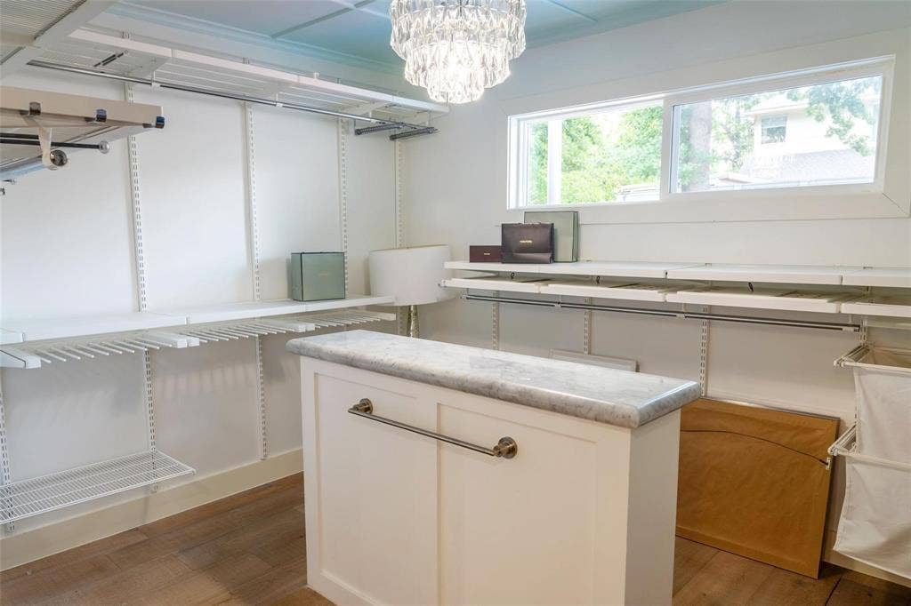 4231 Merrell, Dallas, TX 75229 4231 Merrell, Dallas, TX 75229