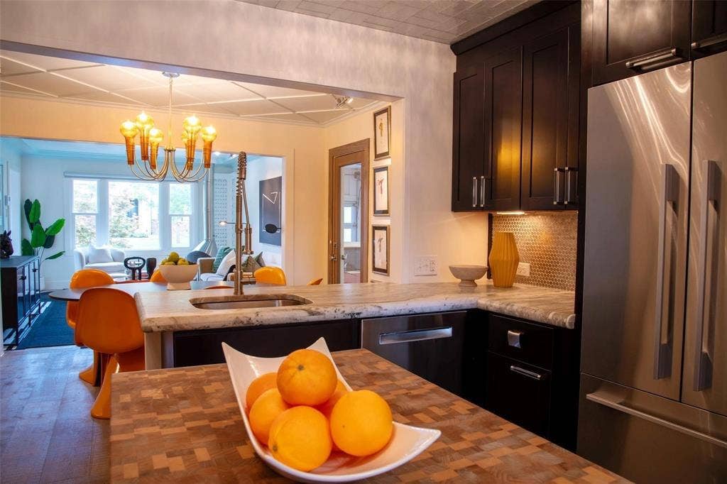 4231 Merrell, Dallas, TX 75229 4231 Merrell, Dallas, TX 75229