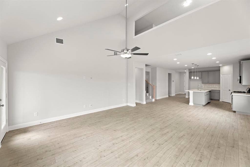 3203 Dunbar Drive, Royse City, TX 75189 12. 3203 Dunbar - Family (2)