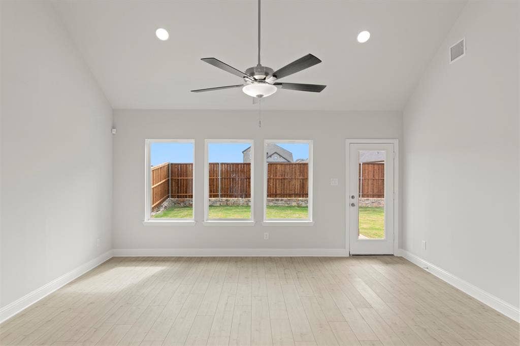 3203 Dunbar Drive, Royse City, TX 75189 11. 3203 Dunbar - Family