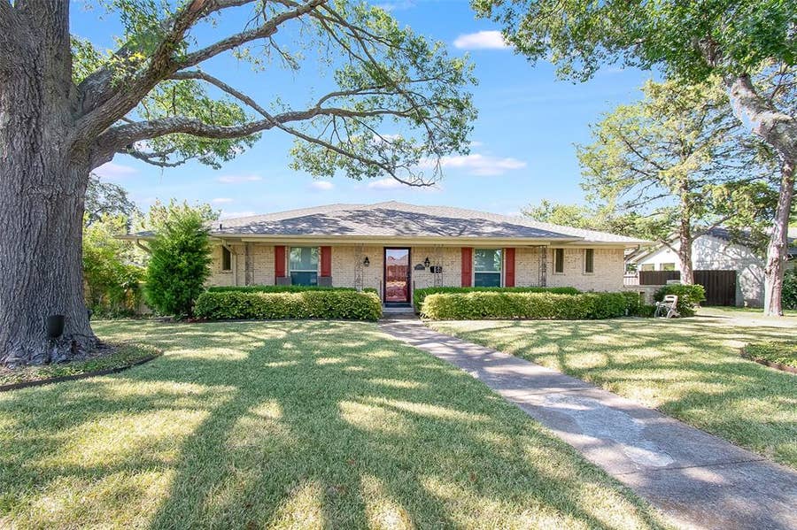 Property photo for 10856 Carissa Drive, Dallas, TX