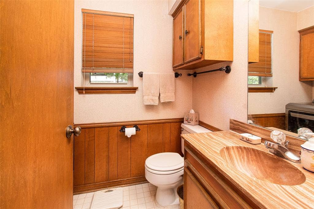 10856 Carissa Drive, Dallas, TX 75218 10856 Carissa Drive, Dallas, TX 75218