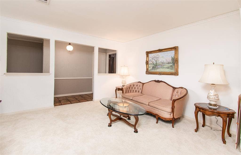10856 Carissa Drive, Dallas, TX 75218 10856 Carissa Drive, Dallas, TX 75218