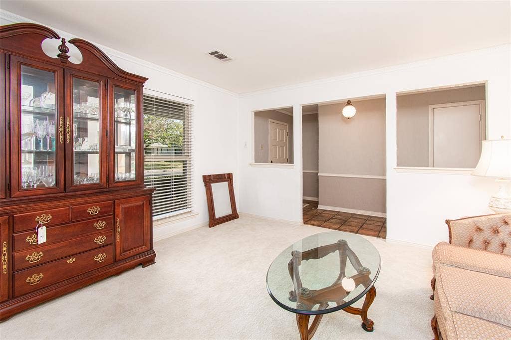 10856 Carissa Drive, Dallas, TX 75218 10856 Carissa Drive, Dallas, TX 75218