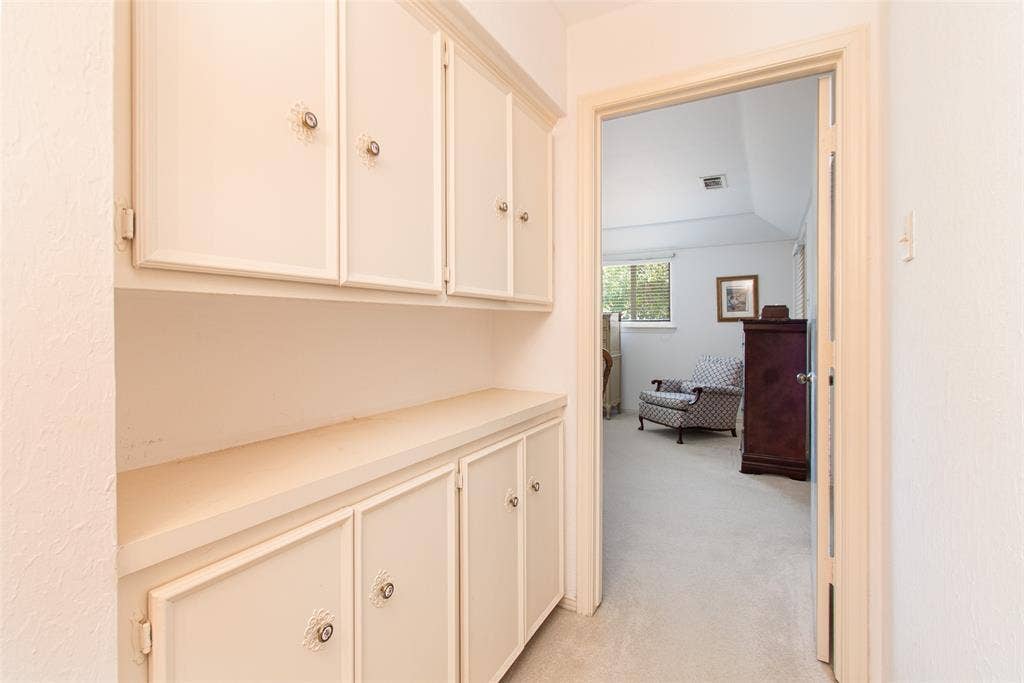 10856 Carissa Drive, Dallas, TX 75218 10856 Carissa Drive, Dallas, TX 75218