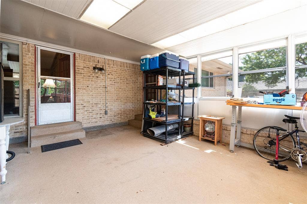 10856 Carissa Drive, Dallas, TX 75218 10856 Carissa Drive, Dallas, TX 75218
