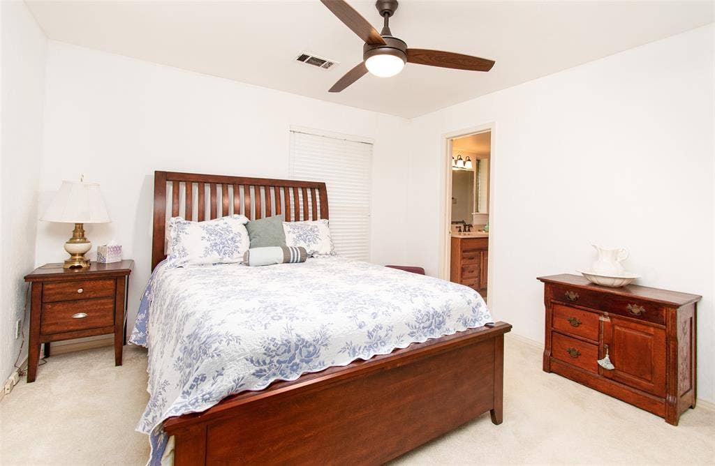 10856 Carissa Drive, Dallas, TX 75218 10856 Carissa Drive, Dallas, TX 75218