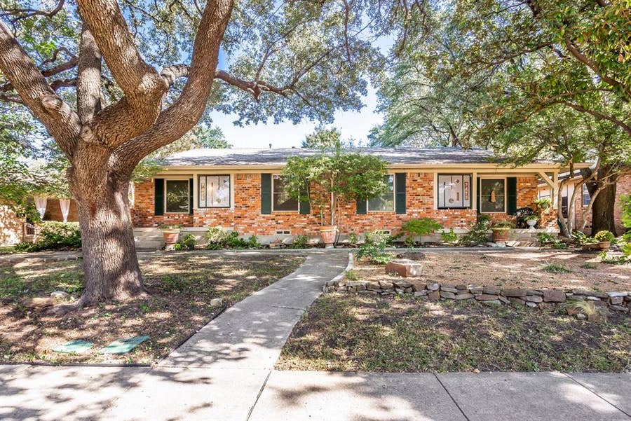 Property photo for 7475 Brentcove Circle, Dallas, TX