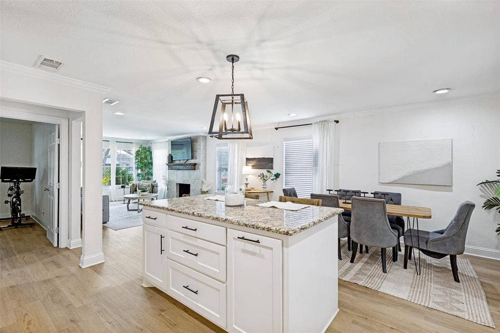 3111 Rotan Lane, Dallas, TX 75229 3111 Rotan Lane, Dallas, TX 75229