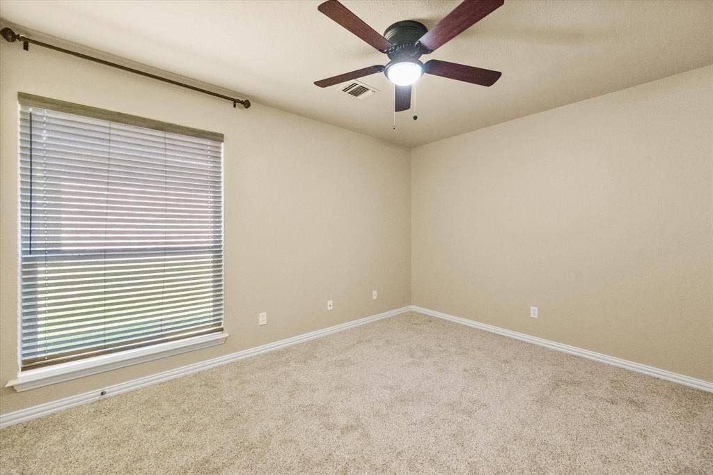 1021 Muirfield Drive, Mansfield, TX 76063 1021 Muirfield Drive, Mansfield, TX 76063