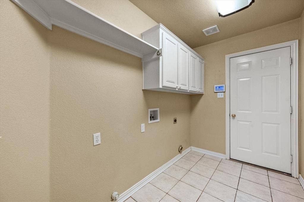 1021 Muirfield Drive, Mansfield, TX 76063 1021 Muirfield Drive, Mansfield, TX 76063