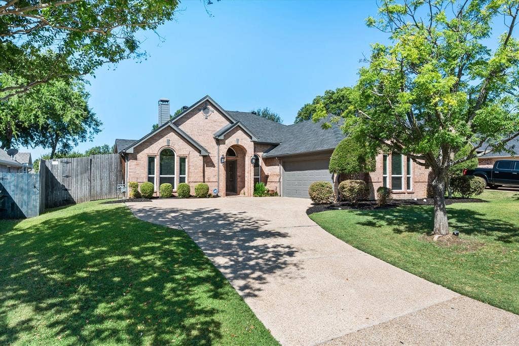1021 Muirfield Drive, Mansfield, TX 76063 1021 Muirfield Drive, Mansfield, TX 76063
