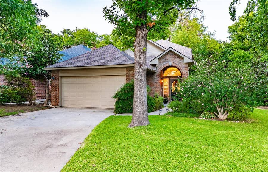 Property photo for 3001 Brookshire Drive, Plano, TX