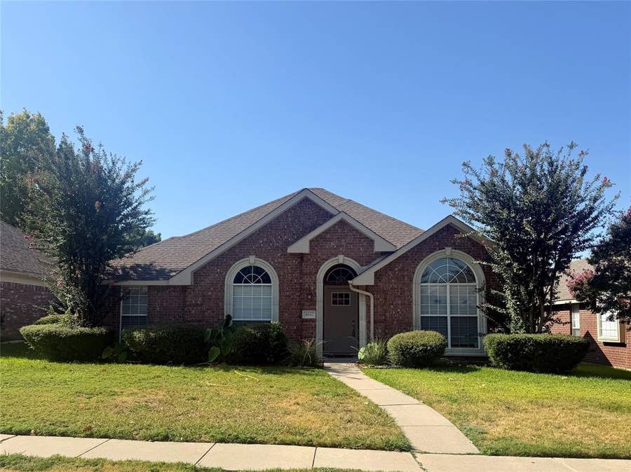 Property photo for 9941 Danbury Drive, Frisco, TX