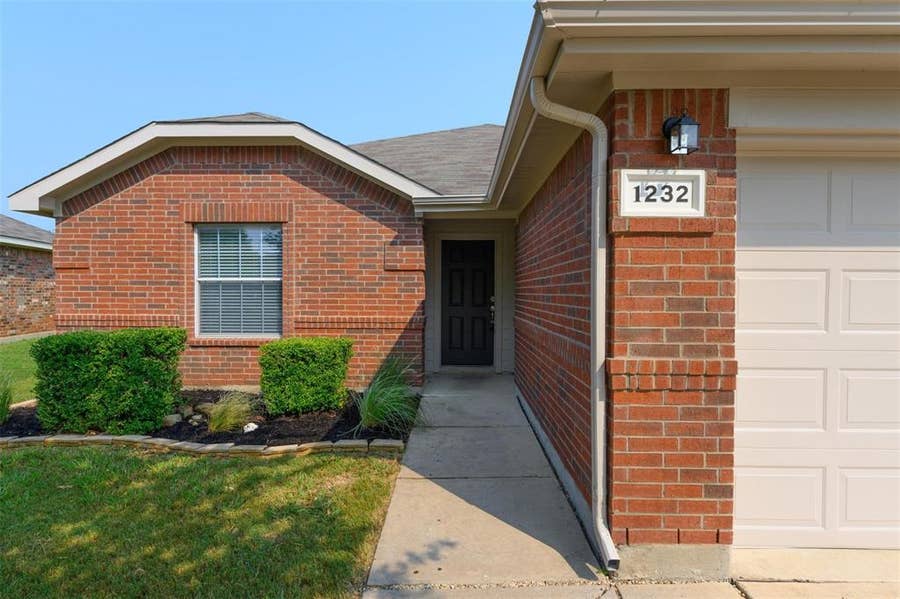 Property photo for 1232 Round Pen Run, Fort Worth, TX