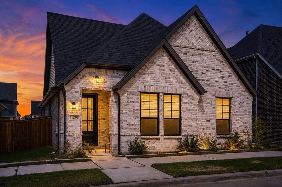 Property photo for 1429 Waterford Drive, Celina, TX