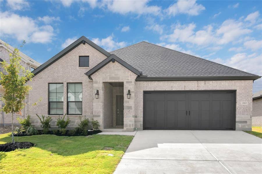 Property photo for 1803 Sabina Drive, Princeton, TX
